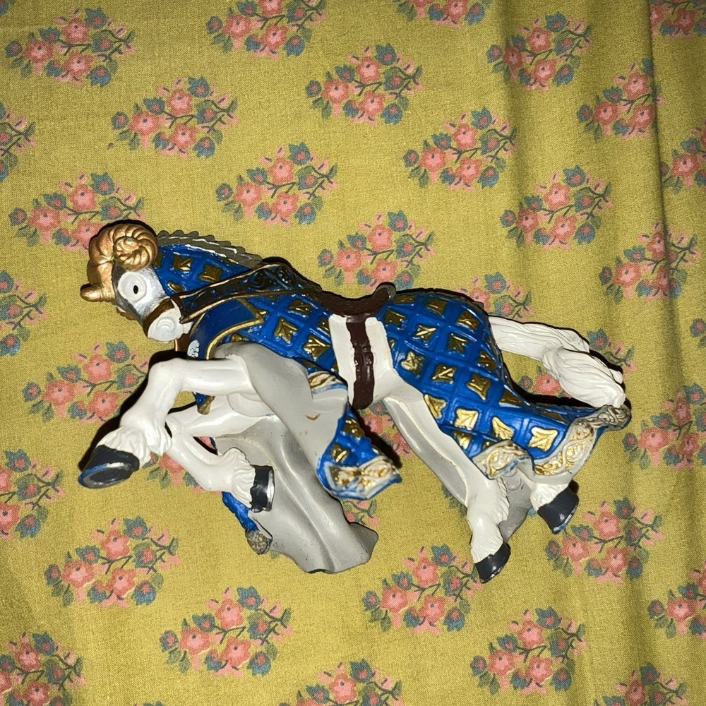 Papo Medieval Knights Blue Prince Phillips Horse Figure Figurine Toy Full Dress
